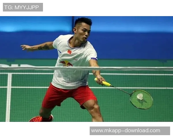 羽毛球战术解析：杭州羽毛球队如何实现中路突破的成功秘诀