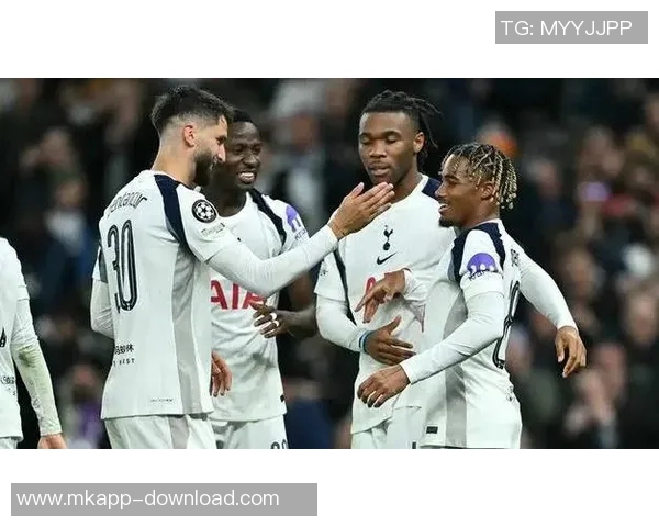 西甲激战尤文图斯狂胜热刺6比2转会传闻引发热议