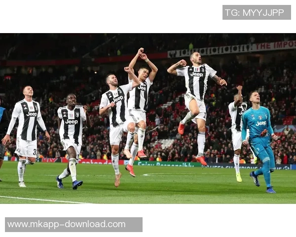 国王杯激战尤文图斯与曼联互交白卷补时进球引发全场狂欢