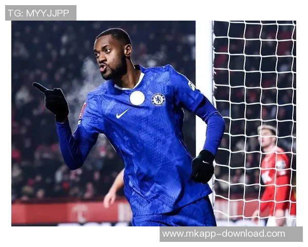 意甲盛宴阿森纳狂胜巴萨五球大捷帽子戏法点燃全场激情与转会传闻