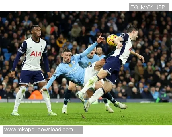 西甲激战曼城逆转热刺全场沸腾战报回顾精彩瞬间