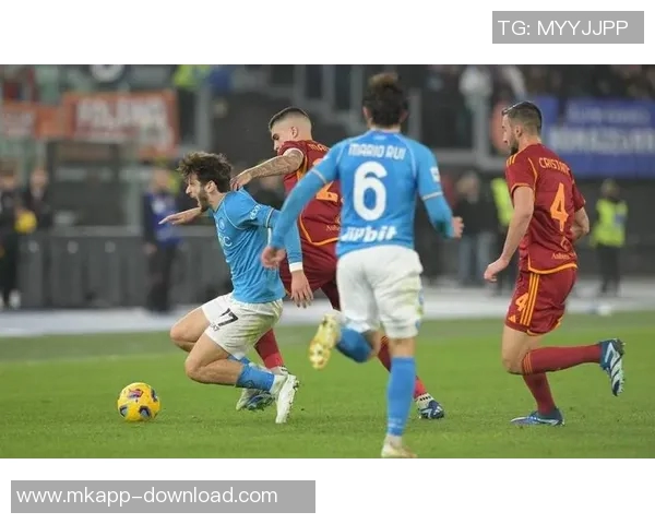 友谊赛精彩回顾：多特蒙德与那不勒斯战成平局神扑引发全场热议