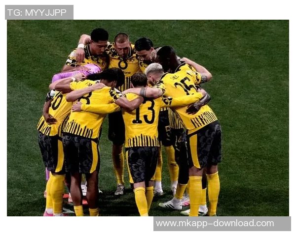 德甲精彩对决里昂大胜多特蒙德神奇扑救引发全场狂欢