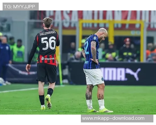 世界杯精彩对决AC米兰逆转莱比锡引发争议判罚全场沸腾